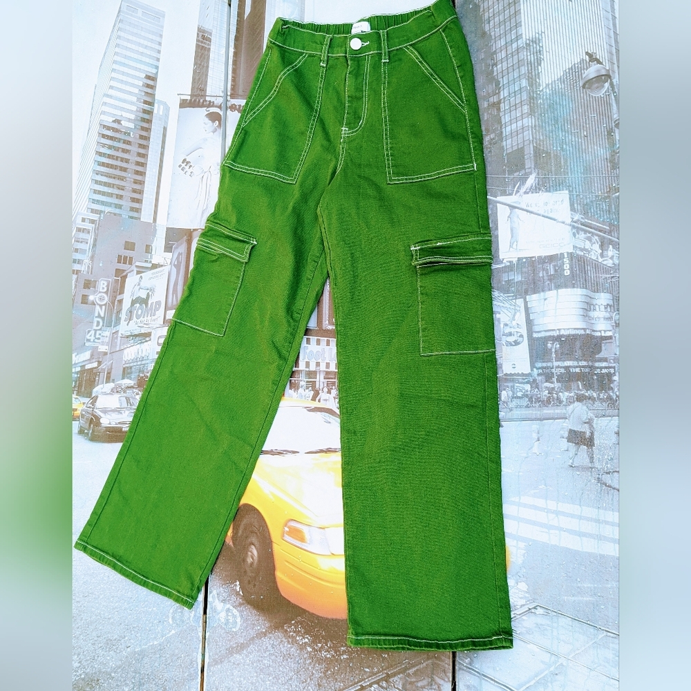 Forever 21 Green Cargo Pants